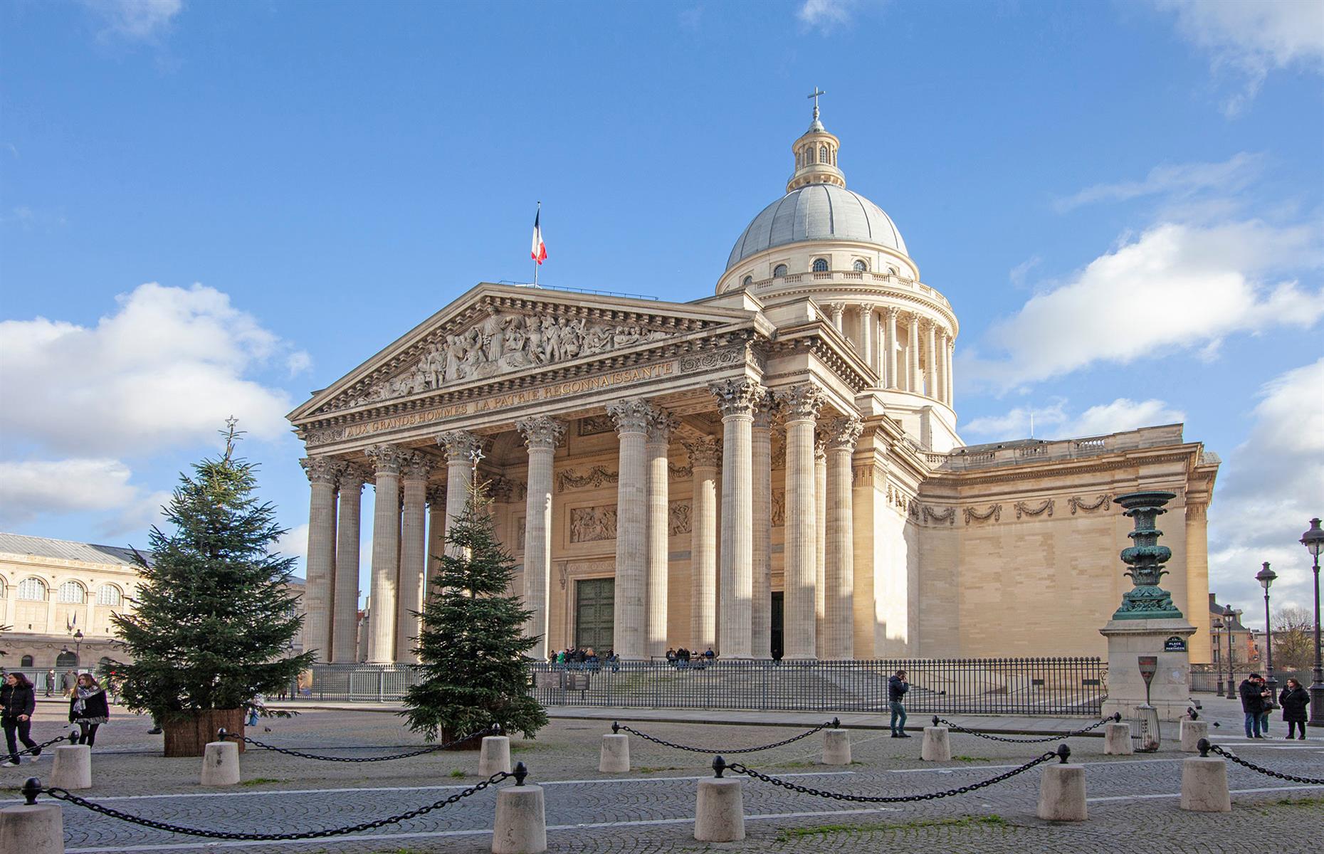 Swap Paris’ Eiffel Tower for the Pantheon